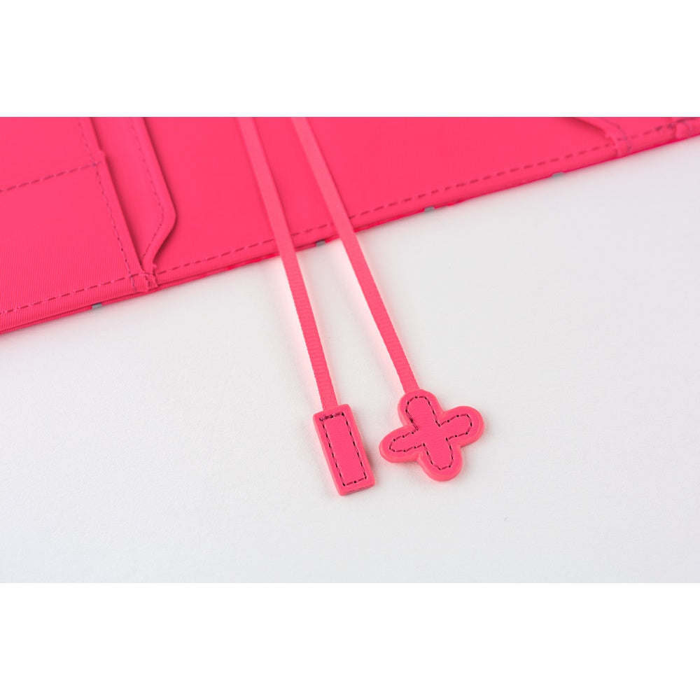 2026 Hobonichi Techo Cousin Planner Book & Cover English A5 - Makoto Matsubayashi: Pink Flowers