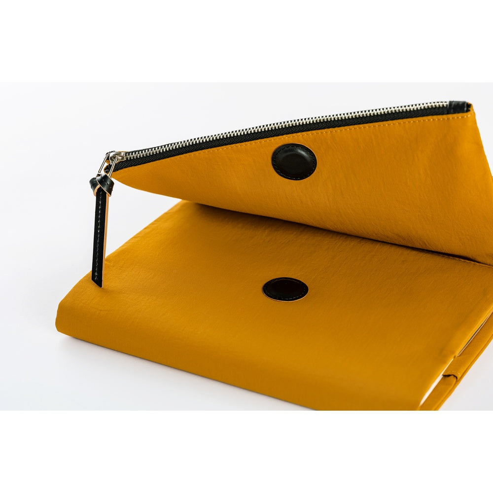 2026 Hobonichi Techo Cousin Planner Book & Cover English A5 - Tragen: Mustard