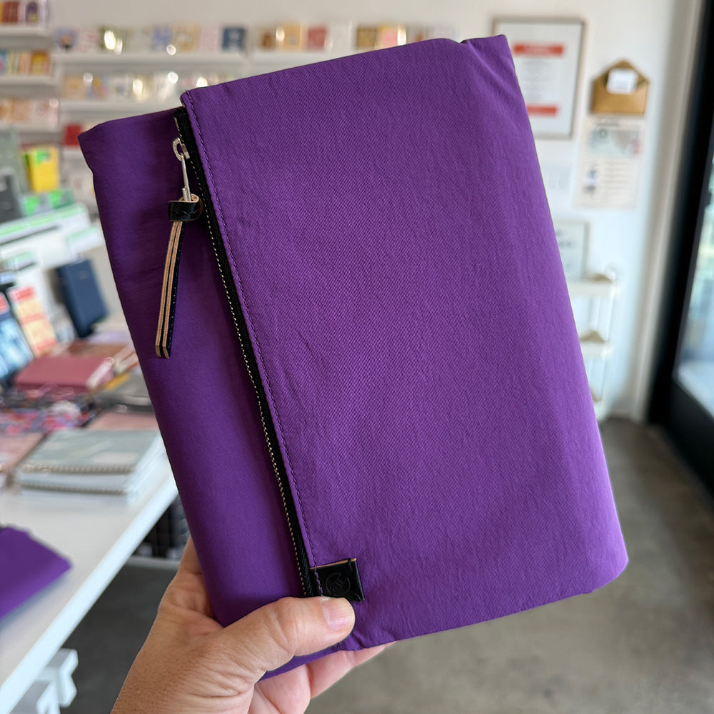 2026 Hobonichi Techo Cousin Planner Book & Cover English A5 - Tragen: Purple