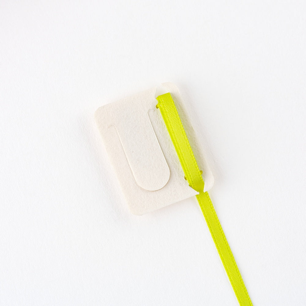 Hobonichi Techo - Yumi Kitagishi: Embroidered Bookmark - White Cat