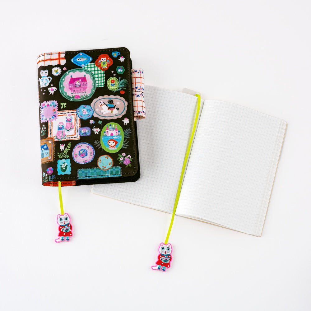 Hobonichi Techo - Yumi Kitagishi: Embroidered Bookmark - White Cat