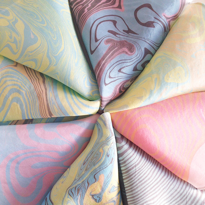 October 14: Japanese Paper and Fabric Marbling with Robert Mahar