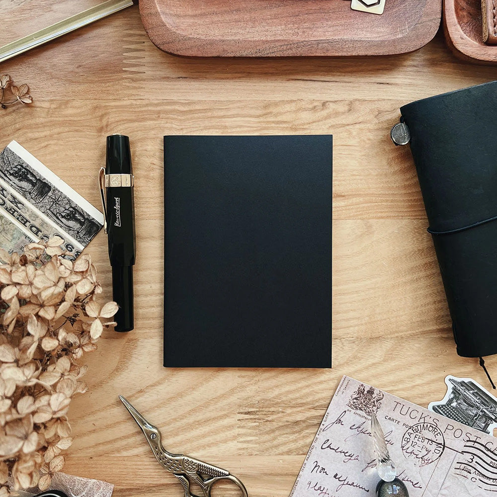 Sarica Studio Passport Traveler's Notebook - Black