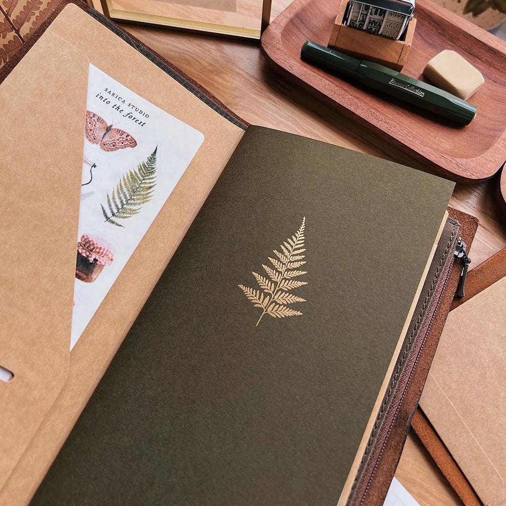 Sarica Studio Standard Traveler's Notebook - Fern - M.Lovewell