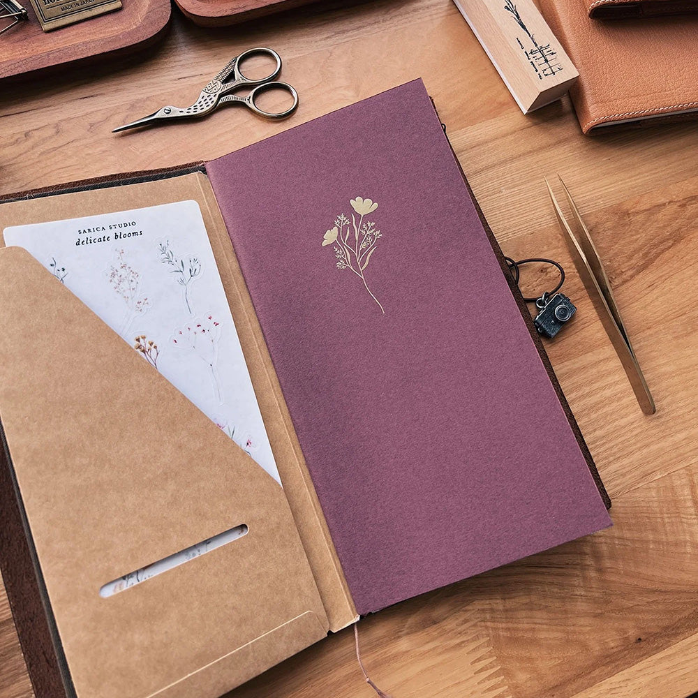 Sarica Studio Standard Traveler's Notebook - Floral - M.Lovewell